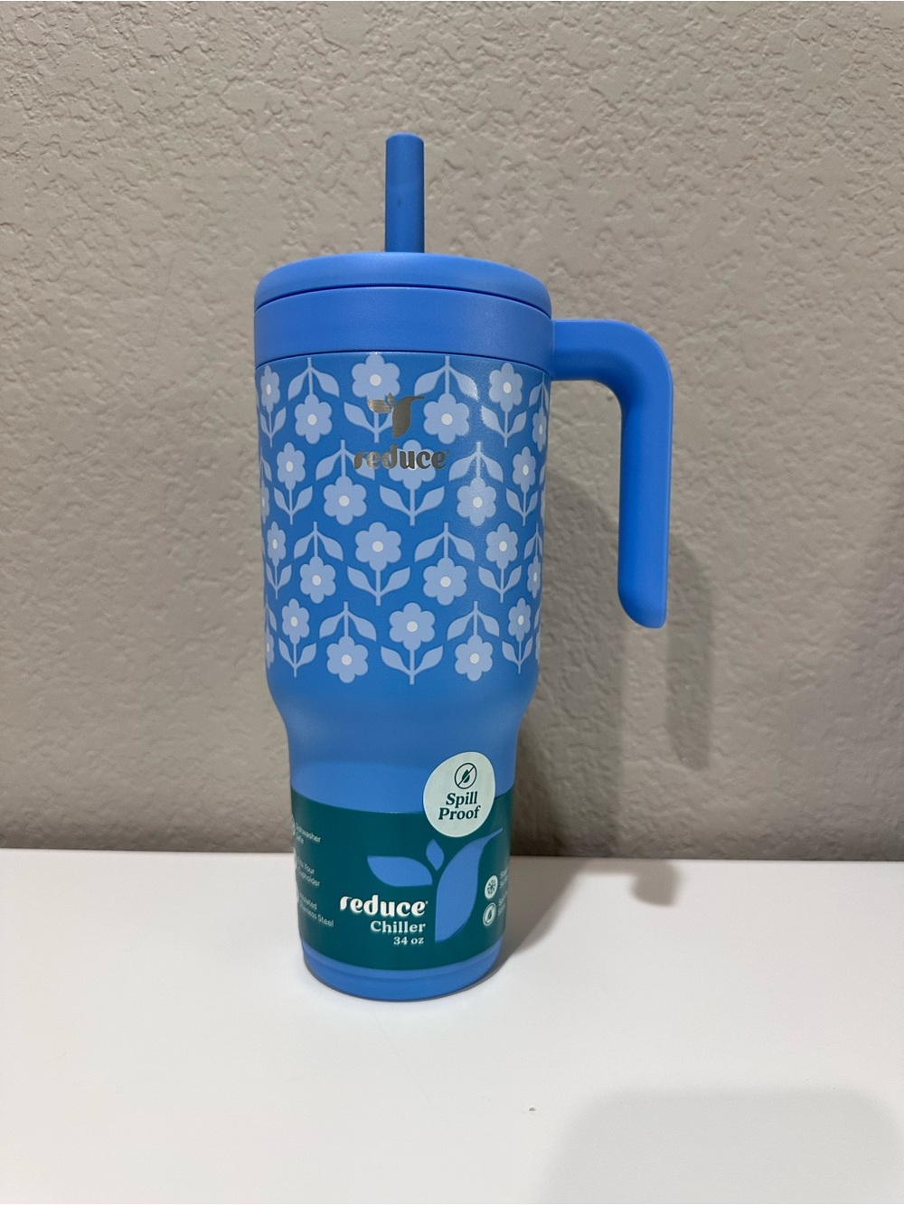 NWT Reduce Chiller 34oz Insulated Tumbler - Blue Floral